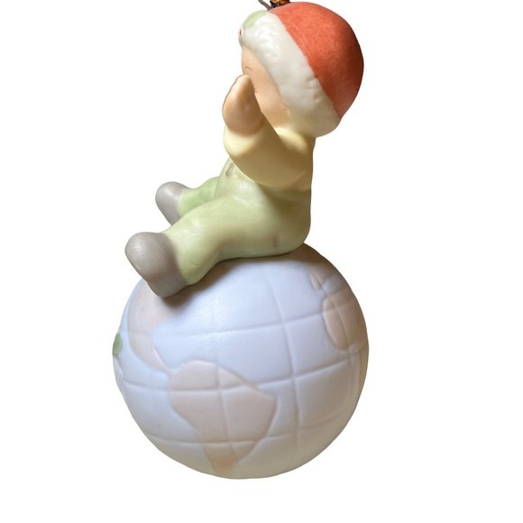 Enesco Christmas Ornament "Give Yourself A Hug" 1994 Memories of Yesterday W/Box - Picture 5 of 12